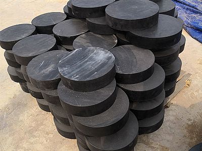 惠山区板式橡胶支座由若干层橡胶片与薄钢板经加压硫化